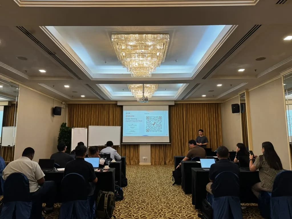 Participants at a Sozcode Design Thinking For Government Innovation course